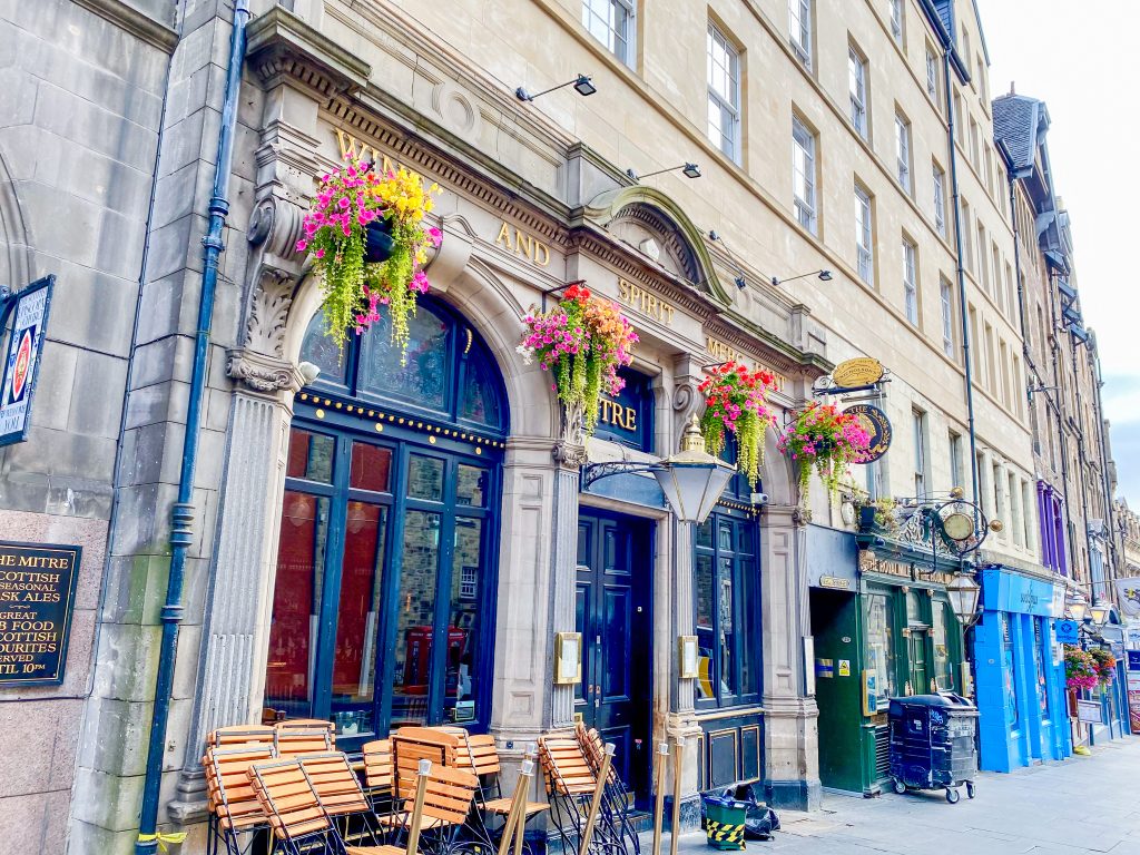 Royal Mile stores before opening in Edinburgh, Scotland