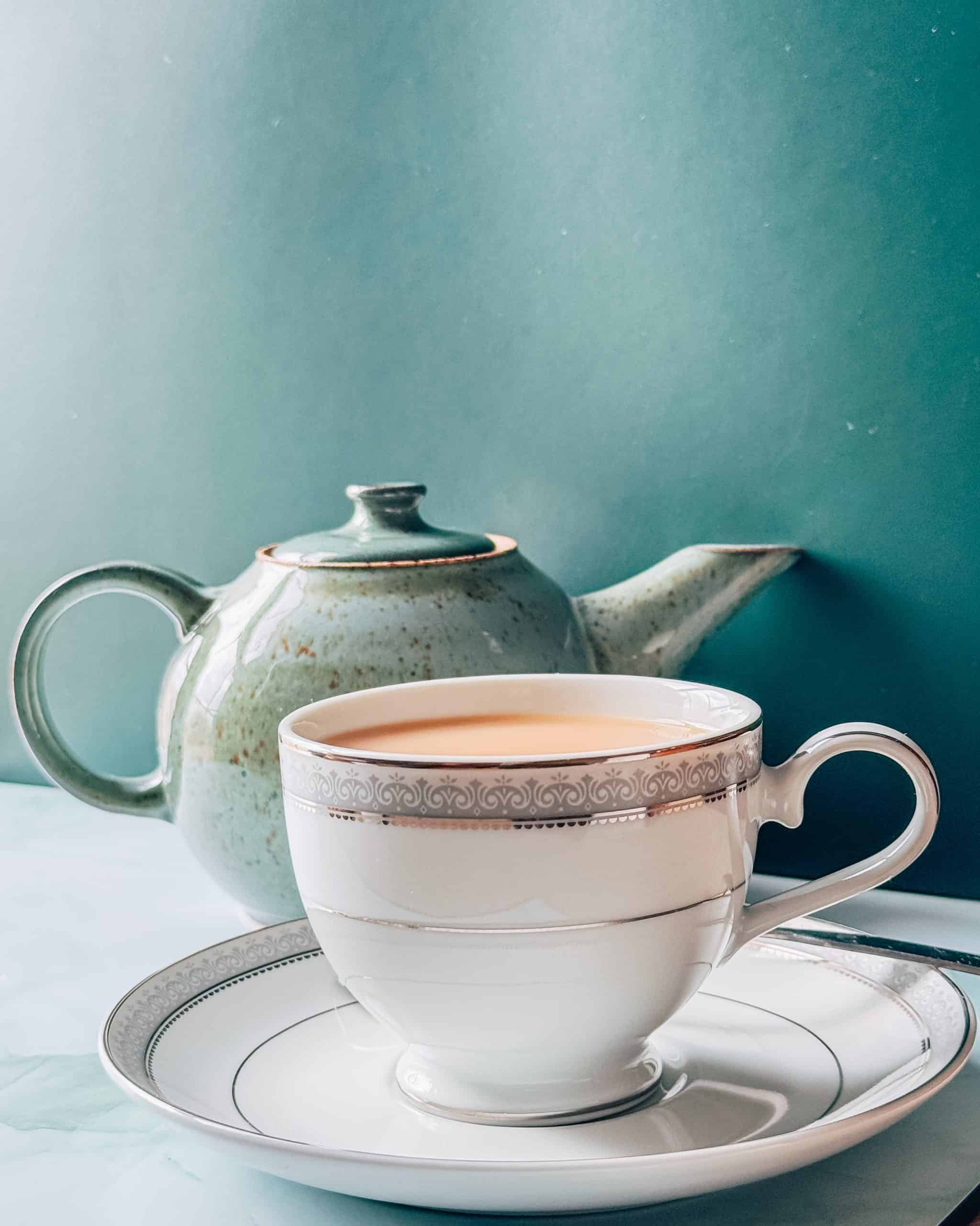 Cuppa tea with a tea pot